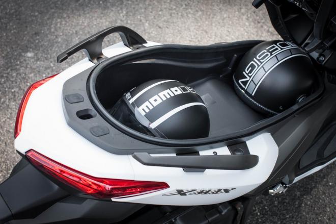 Yamaha X-Max 400