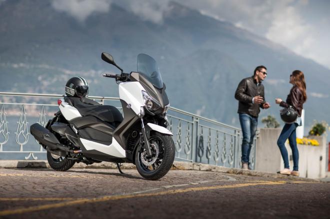 Yamaha X-Max 400