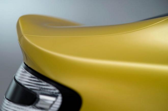 Aston Martin V12 Vantage S