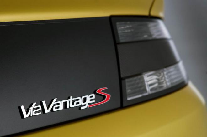 Aston Martin V12 Vantage S