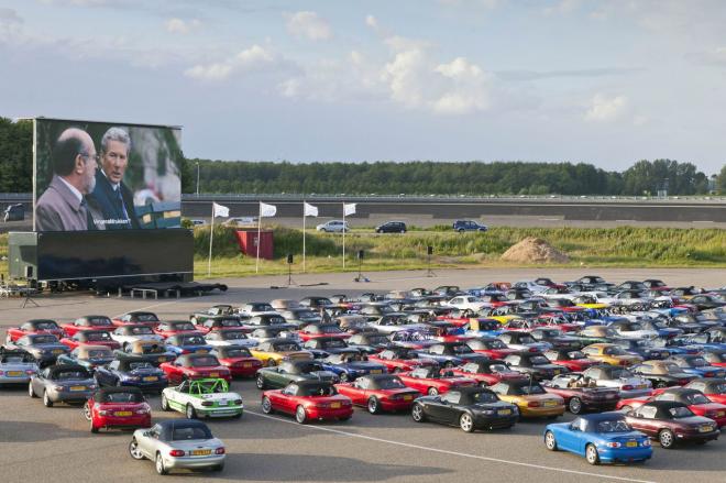 Mazda MX-5, una spider da record