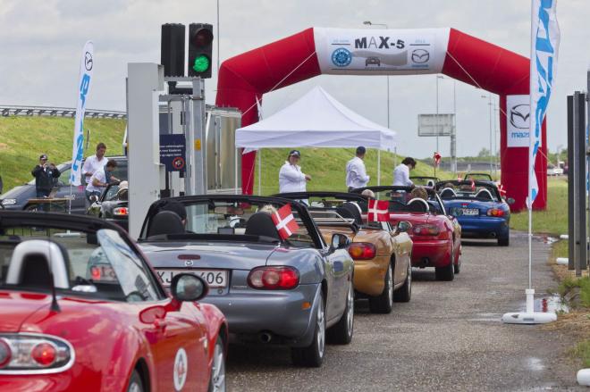 Mazda MX-5, una spider da record