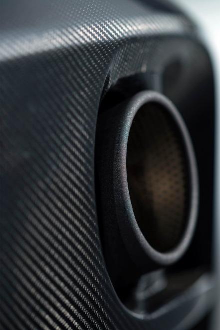 Aston Martin Vanquish Volante