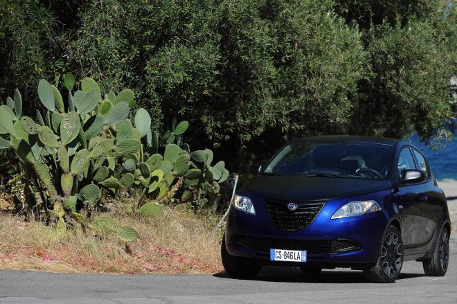 Lancia Ypsilon MOMODesign