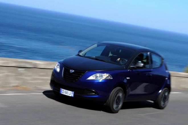 Lancia Ypsilon MOMODesign