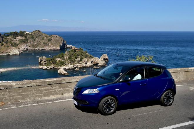Lancia Ypsilon MOMODesign