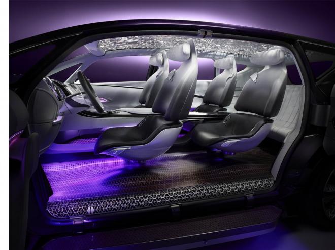 Renault Initiale Paris