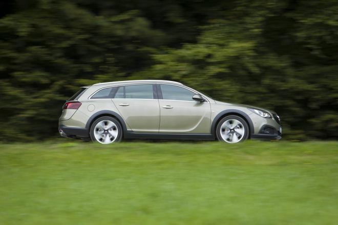 Opel Insignia 2014