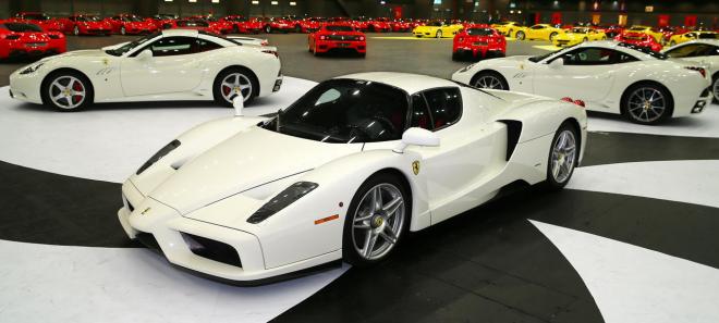 600 Ferrari per festeggiare i 30 anni ad Hong Kong