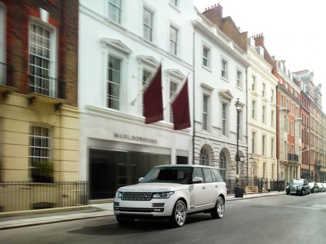 Range Rover a passo lungo e Autobiography Black