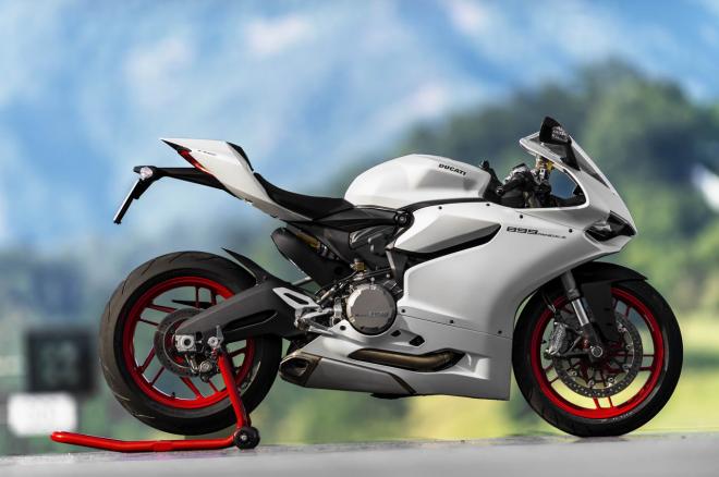 Ducati 899