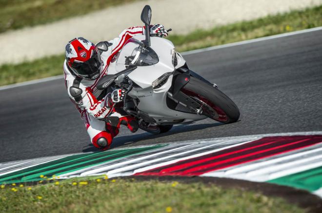 Ducati 899