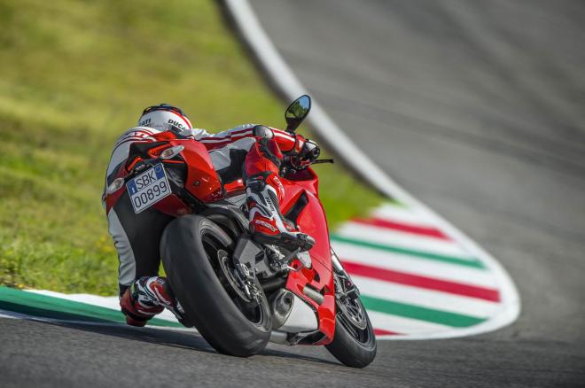 Ducati 899