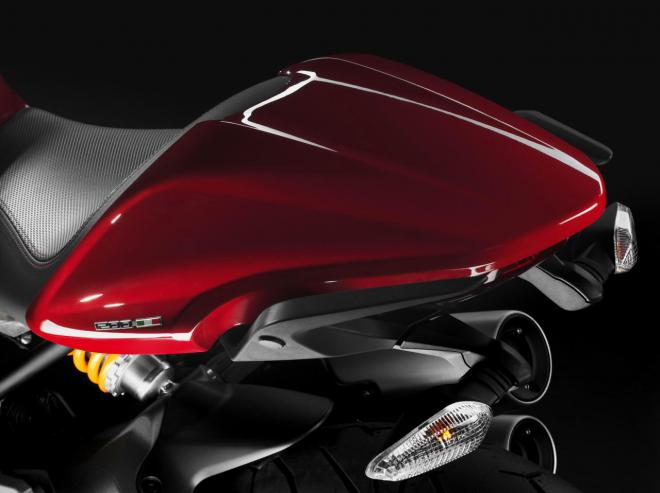 Ducati Monster 1200S