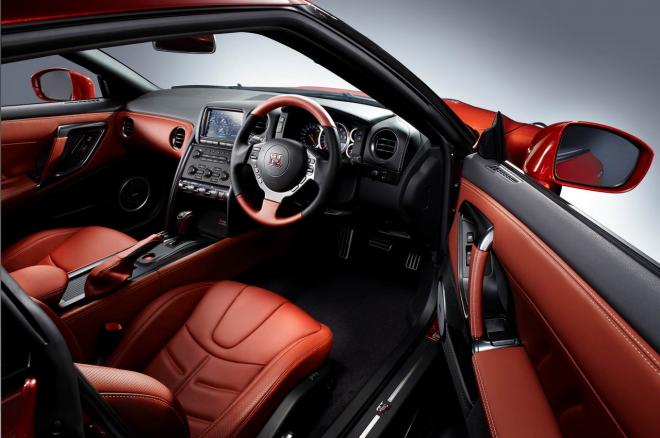 Nissan GT-R 2014