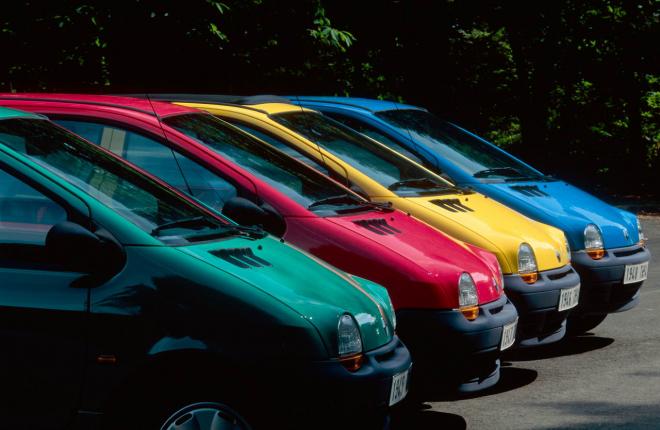 Renault Twingo compie 20 anni