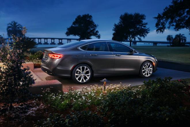 Chrysler 200C