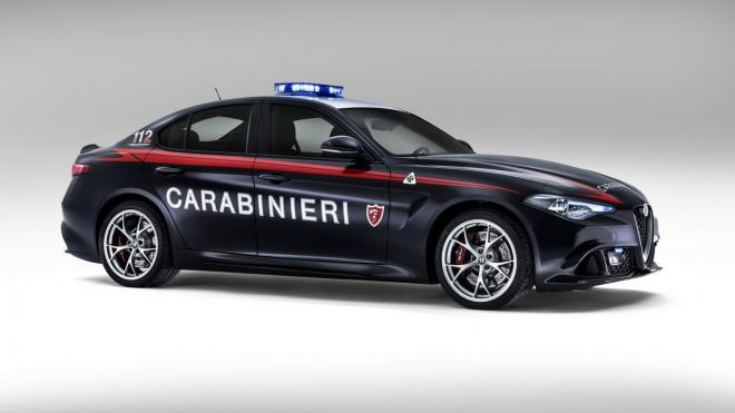 Alfa Romeo Giulia Quadifoglio Arma dei Carabinieri