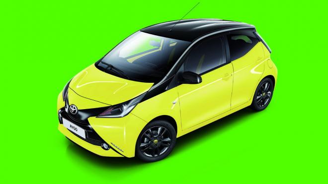 Toyota Aygo x-cite Yellow