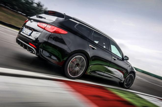 Kia Optima Sportswagon GT 2016