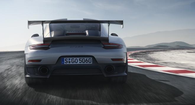 Porsche 911 GT2 RS