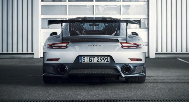 Porsche 911 GT2 RS